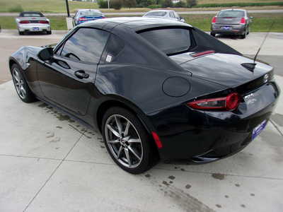 2021 Mazda Miata, $26700. Photo 5