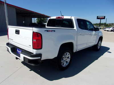 2022 Chevrolet Colorado Crew Cab, $24900. Photo 3