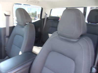 2022 Chevrolet Colorado Crew Cab, $24900. Photo 9
