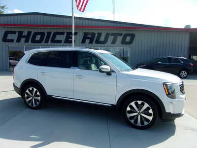2021 Kia Telluride, $27800. Photo 2