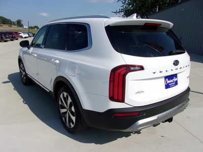 2021 Kia Telluride, $27800. Photo 5