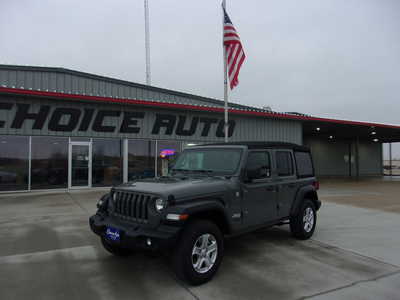 2020 Jeep Wrangler Unlimited, $25900. Photo 12