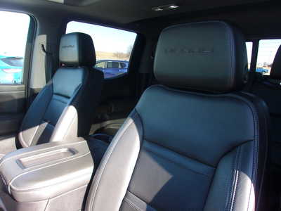 2019 GMC 1500 Crew Cab, $39900. Photo 11
