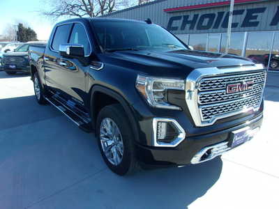 2019 GMC 1500 Crew Cab, $39900. Photo 2