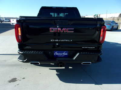 2019 GMC 1500 Crew Cab, $39900. Photo 4