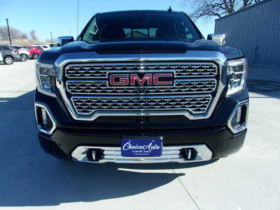 2019 GMC 1500 Crew Cab, $39900. Photo 9