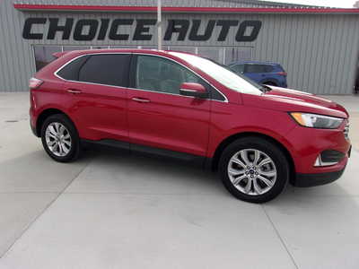 2022 Ford Edge, $24500. Photo 2