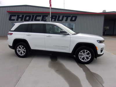 2022 Jeep Grand Cherokee, $35000. Photo 2