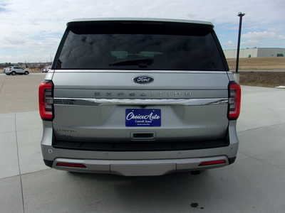 2022 Ford Expedition, $39800. Photo 4