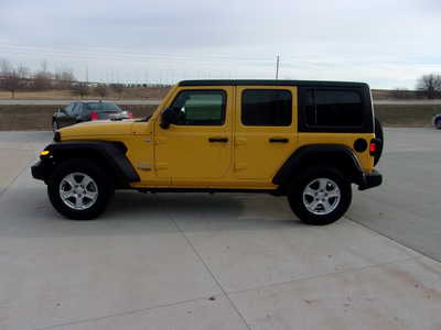 2019 Jeep Wrangler Unlimited, $29700. Photo 7