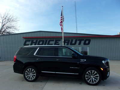 2021 GMC Yukon, $48700. Photo 2