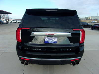 2021 GMC Yukon, $48700. Photo 4