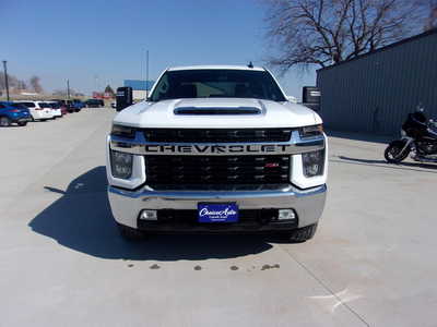 2023 Chevrolet 2500 Crew Cab, $44800. Photo 8