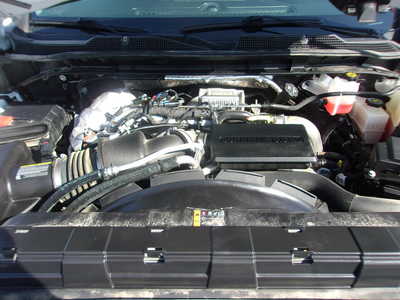 2023 Chevrolet 2500 Crew Cab, $44800. Photo 9