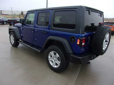 2019 Jeep Wrangler Unlimited, $29700. Photo 5