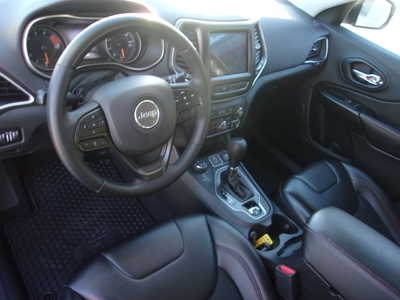 2019 Jeep Cherokee, $20800. Photo 11