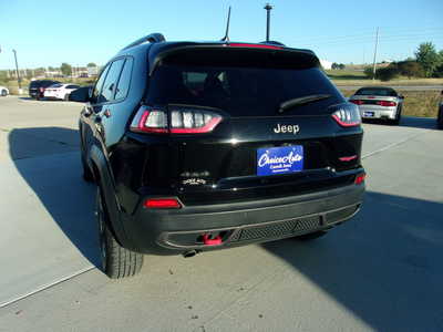 2019 Jeep Cherokee, $20800. Photo 4