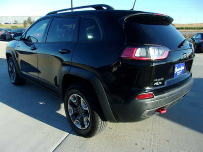 2019 Jeep Cherokee, $20800. Photo 5