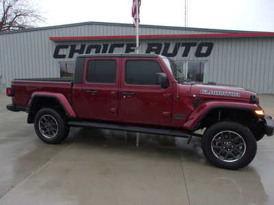 2021 Jeep Gladiator, $33900. Photo 2