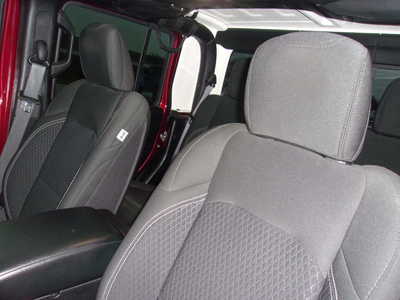 2021 Jeep Gladiator, $33900. Photo 9