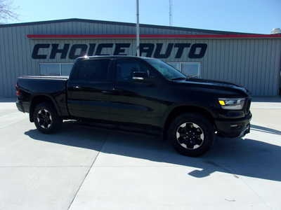 2019 RAM 1500 Crew Cab, $28900. Photo 2