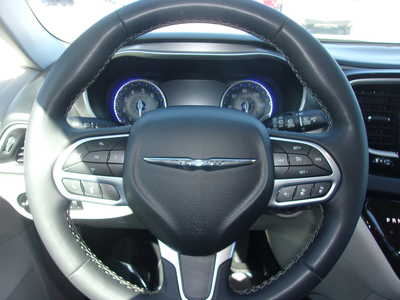 2023 Chrysler Pacifica, $23400. Photo 12