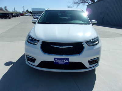 2023 Chrysler Pacifica, $23400. Photo 8