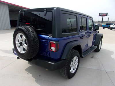 2019 Jeep Wrangler Unlimited, $29700. Photo 3
