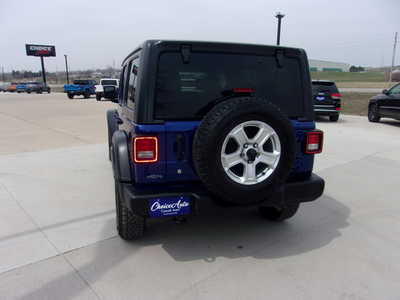 2019 Jeep Wrangler Unlimited, $29700. Photo 4