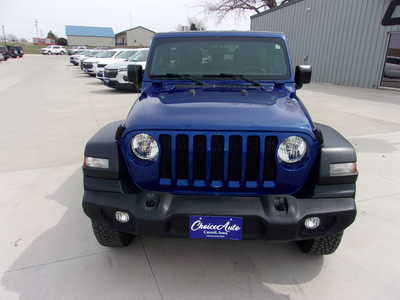 2019 Jeep Wrangler Unlimited, $29700. Photo 7