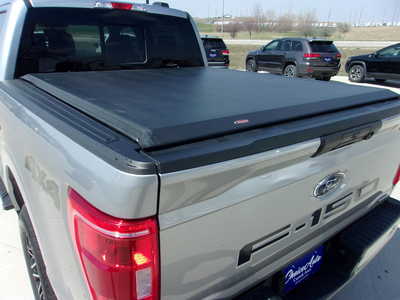 2023 Ford F150 Crew Cab, $32800. Photo 5