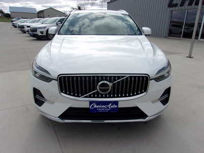 2023 Volvo XC60, $28900. Photo 8