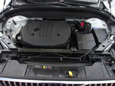 2023 Volvo XC60, $28900. Photo 9