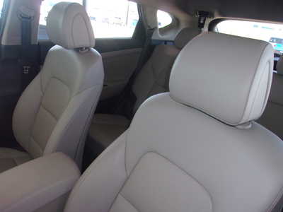 2017 Hyundai Tucson, $18900. Photo 11