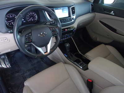 2017 Hyundai Tucson, $18900. Photo 12