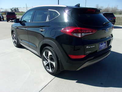 2017 Hyundai Tucson, $18900. Photo 6