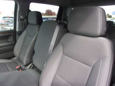 2022 Chevrolet 1500 Crew Cab, $34750. Photo 10