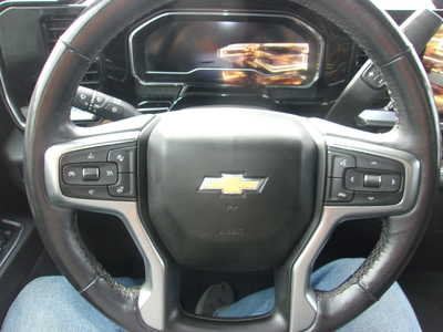 2022 Chevrolet 1500 Crew Cab, $34750. Photo 12