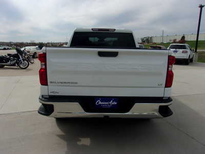 2022 Chevrolet 1500 Crew Cab, $34750. Photo 4