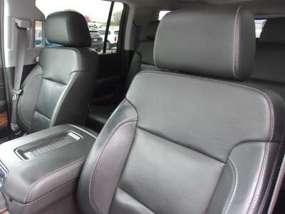 2016 Chevrolet Suburban, $23900. Photo 10