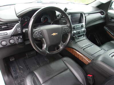 2016 Chevrolet Suburban, $23900. Photo 11