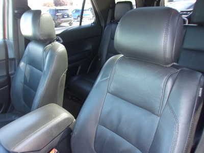 2014 Ford Explorer, $7850. Photo 10