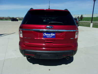 2014 Ford Explorer, $7850. Photo 4