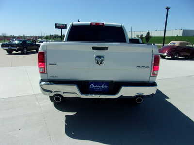 2015 RAM 1500 Crew Cab, $15900. Photo 4