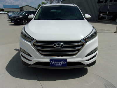2017 Hyundai Tucson, $15950. Photo 9