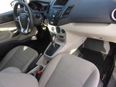 2019 Ford Fiesta, $8750. Photo 12