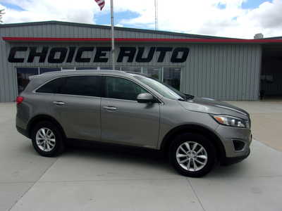 2017 Kia Sorento, $0. Photo 2