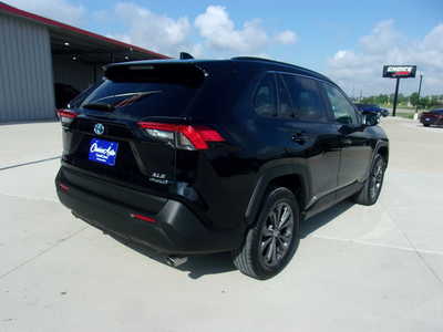 2023 Toyota RAV4, $0. Photo 3