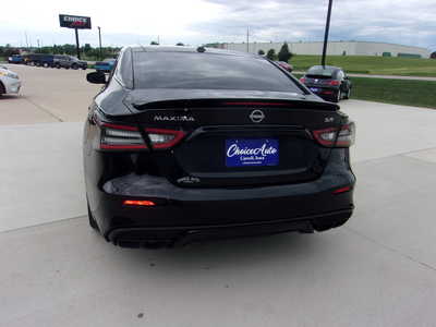 2023 Nissan Maxima, $32900. Photo 4