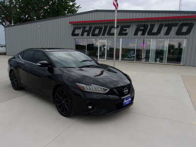 2023 Nissan Maxima, $32900. Photo 1